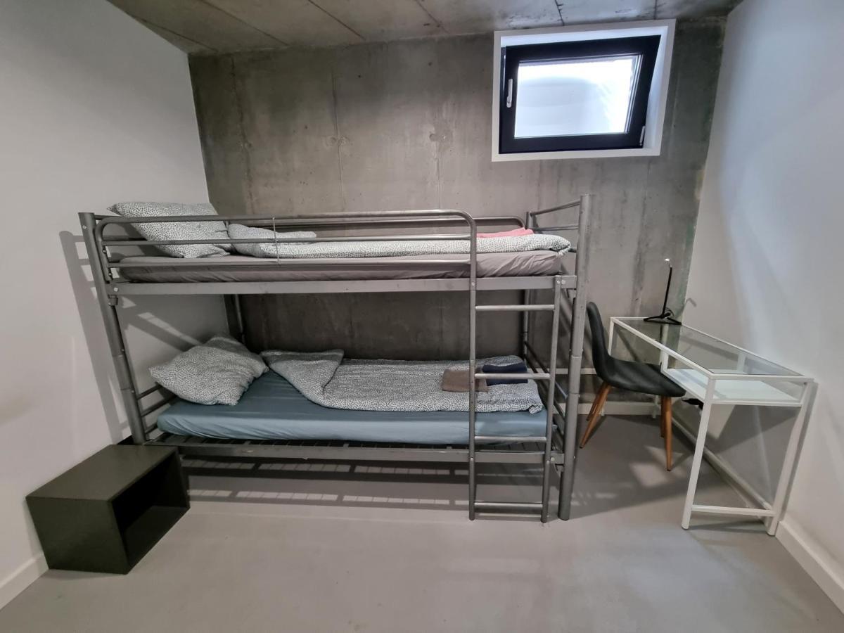 Industrialna Piwnica Hostel Danzica Esterno foto